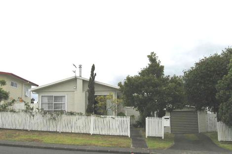 Photo of property in 67 Juniper Road, Sunnynook, Auckland, 0620
