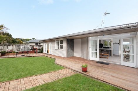 Photo of property in 24 Carlton Street, Bellevue, Tauranga, 3110
