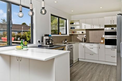 Photo of property in 125 Solar Road, Glen Eden, Auckland, 0602