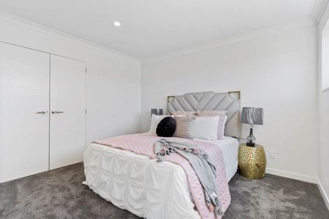 Photo of property in 35 Pacific Heights Road, Orewa, 0931