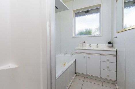 Photo of property in 18 Neill Street, Hornby, Christchurch, 8042