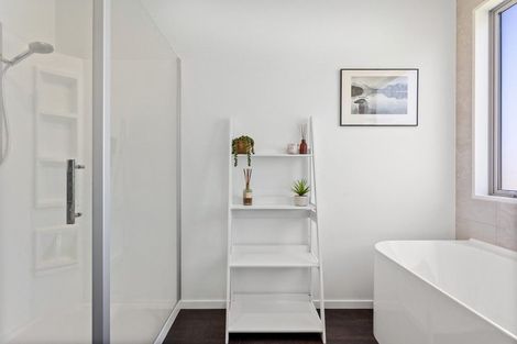 Photo of property in 2 Guyon Street, Marshland, Christchurch, 8083