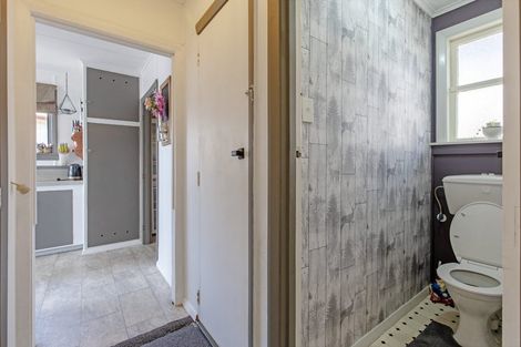 Photo of property in 30 Churchill Street, Waipukurau, 4200