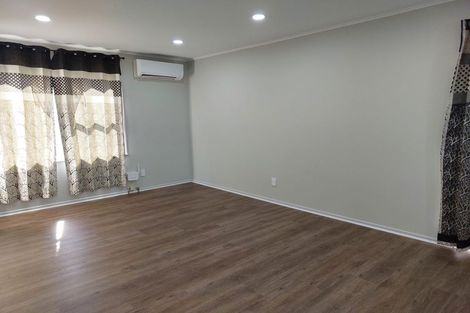 Photo of property in 38 Eddowes Street, Manurewa, Auckland, 2102