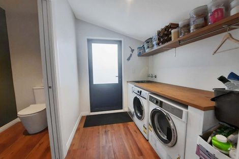 Photo of property in 48 Taupata Street, Redcliffs, Christchurch, 8081