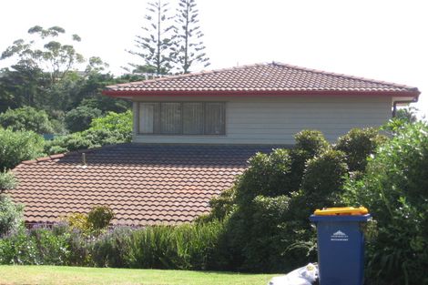 Photo of property in 1/63 Churchill Road, Murrays Bay, Auckland, 0630