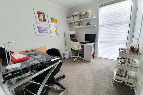 Photo of property in 9 Sacred Kingfisher Road, Hobsonville, Auckland, 0616