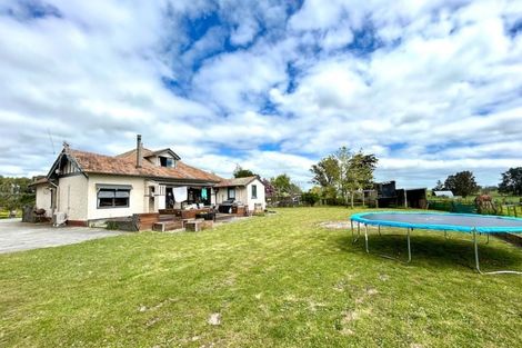 Photo of property in 814 Roberts Line, Bunnythorpe, Palmerston North, 4478