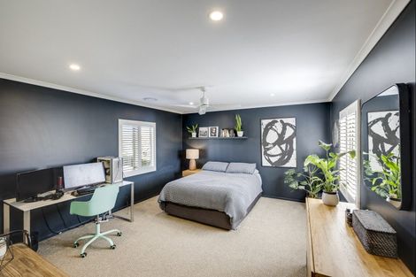 Photo of property in 3 Hikanui Place, Havelock North, 4130