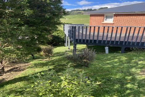 Photo of property in 3 Hellyer Street, Macandrew Bay, Dunedin, 9014