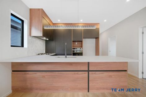 Photo of property in 25 Huringa Road, Karaka, 2113