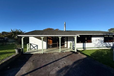 Photo of property in 4 Skeet Place, Merrilands, New Plymouth, 4312