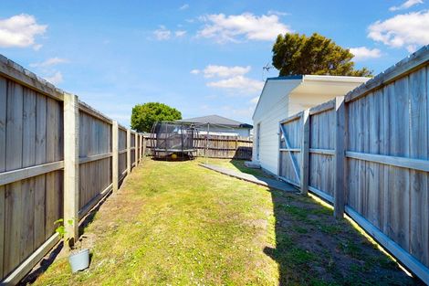 Photo of property in 12b Sturges Road, Henderson, Auckland, 0612