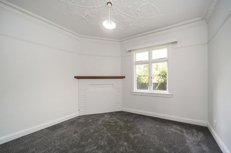 Photo of property in 28 Alfred Street, Roslyn, Palmerston North, 4414