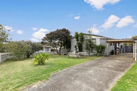 Photo of property in 33 Starforth Place, Henderson, Auckland, 0612