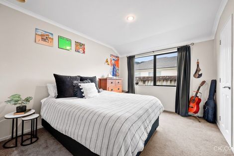 Photo of property in 102 Kirton Drive, Riverstone Terraces, Upper Hutt, 5018