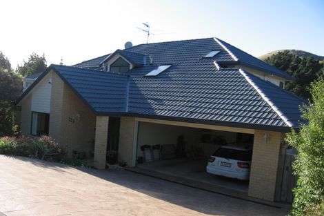 Photo of property in 20 Longmont Terrace, Churton Park, Wellington, 6037