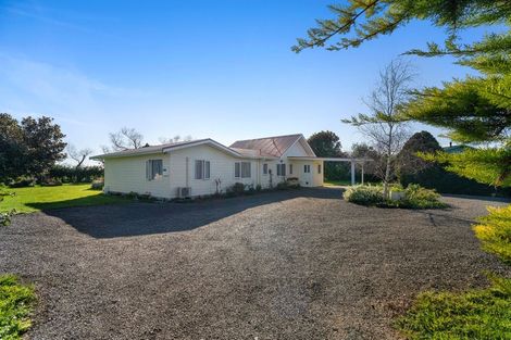 Photo of property in 318 Kuku Beach Road, Kuku, Levin, 5570