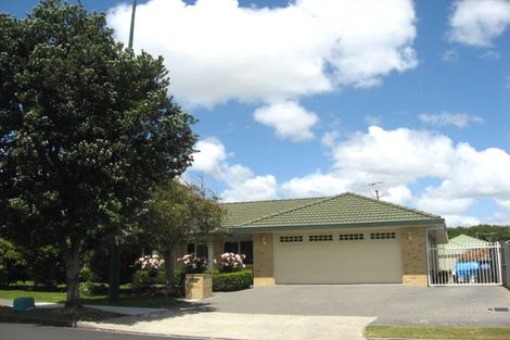 Photo of property in 20 Longford Park Drive, Takanini, 2112