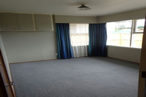 Photo of property in 168 Don Buck Road, Massey, Auckland, 0614