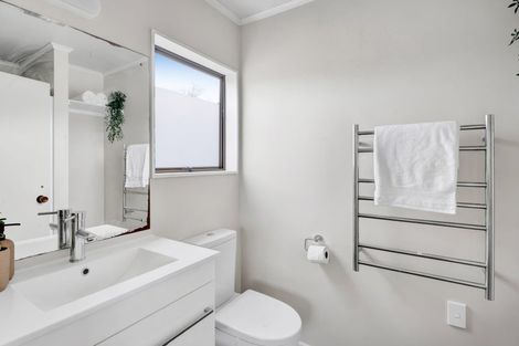 Photo of property in 159a Govett Avenue, Frankleigh Park, New Plymouth, 4310