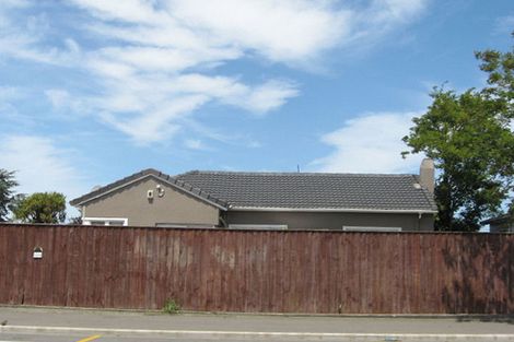 Photo of property in 284 Wainoni Road, Avondale, Christchurch, 8061