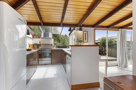 Photo of property in 149a Marine Parade, Seatoun, Wellington, 6022