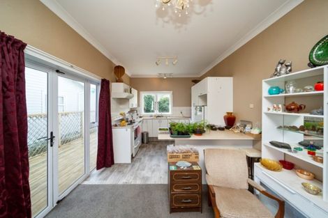 Photo of property in 48 Egmont Street, Hawera, 4610