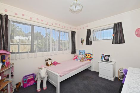 Photo of property in 12 Mcmillan Avenue, Te Kamo, Whangarei, 0112