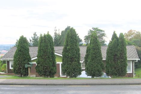 Photo of property in 305 Don Buck Road, Massey, Auckland, 0614