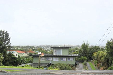 Photo of property in 15 Sherwood Road, Onerahi, Whangarei, 0110