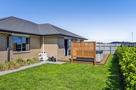 Photo of property in 31 Jules Crescent, Bell Block, New Plymouth, 4312