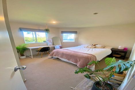 Photo of property in 23 Tui Glen Road, Birkenhead, Auckland, 0626