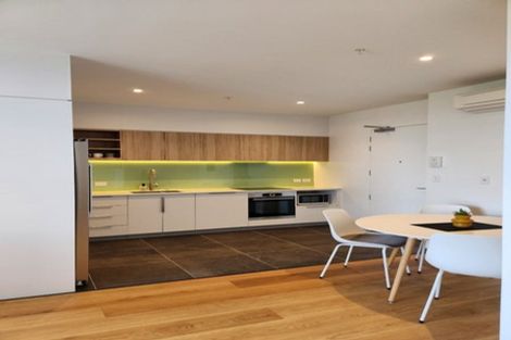 Photo of property in 1 Buscomb Avenue, Henderson, Auckland, 0610
