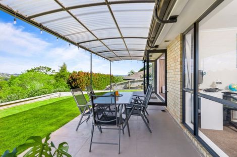 Photo of property in 72 Kittiwake Drive, Schnapper Rock, Auckland, 0632