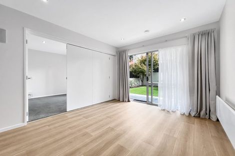 Photo of property in 3a/71 Spencer Road, Oteha, Auckland, 0632