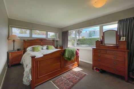 Photo of property in 106 Hinau Street, Riccarton, Christchurch, 8041