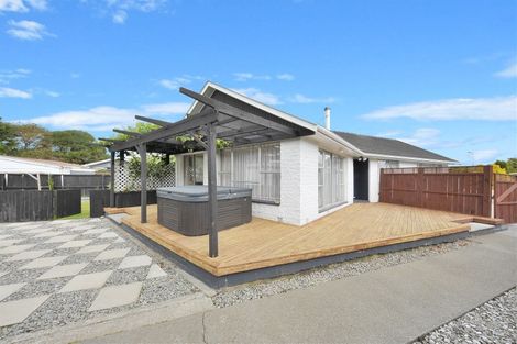Photo of property in 4 Springmead Place, Hornby, Christchurch, 8042