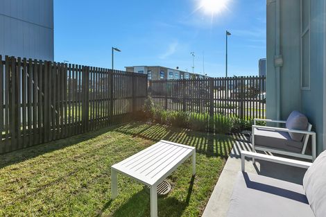 Photo of property in 30 Oioi Road, Hobsonville, Auckland, 0616