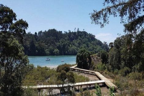 Photo of property in 27 Spotted Dove Road, Hobsonville, Auckland, 0616