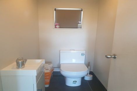 Photo of property in 33 Tarapiroe Avenue, Takanini, 2112