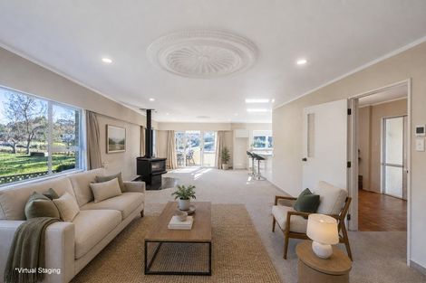 Photo of property in 208 Adelaide Road, Dannevirke, 4930