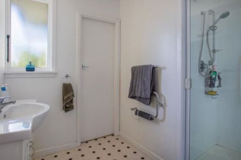 Photo of property in 29 Dunedin Street, Redwood, Christchurch, 8051
