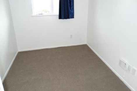 Photo of property in 2 Geordie Street, Henderson, Auckland, 0612
