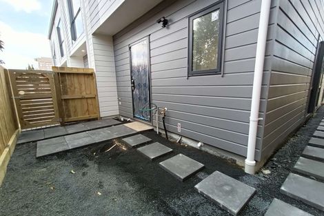Photo of property in 13d Serjeant Street, Henderson, Auckland, 0612