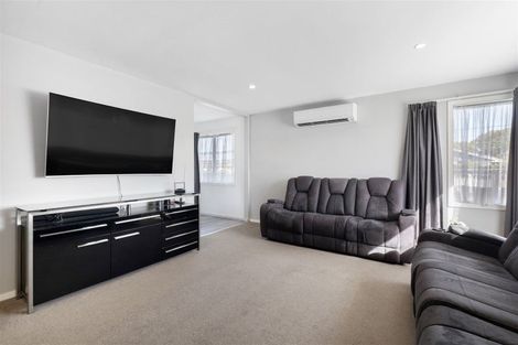 Photo of property in 467 Mairehau Road, Parklands, Christchurch, 8083