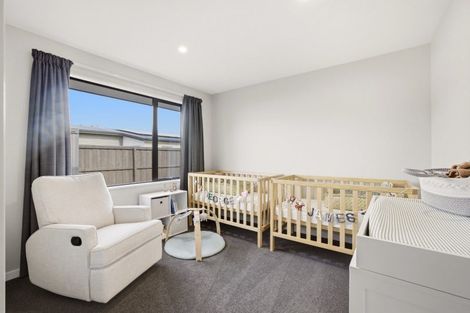 Photo of property in 9 Merino Crescent, Amberley, 7410