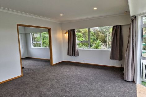 Photo of property in 2 Alexander Avenue, Torbay, Auckland, 0630