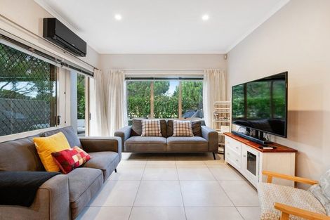 Photo of property in 19 Trimaran Drive, Gulf Harbour, Whangaparaoa, 0930