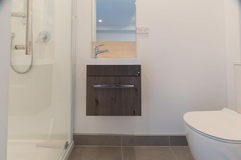 Photo of property in 268/2a Onewa Road, Birkenhead, Auckland, 0626